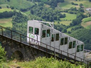 Ascension du funiculaire du Pic du Jer à Lourdes